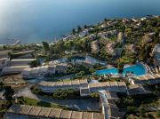 Aeolos_Beach_hotel.jpg