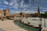 campunet-spain-square-573805_1920.jpg